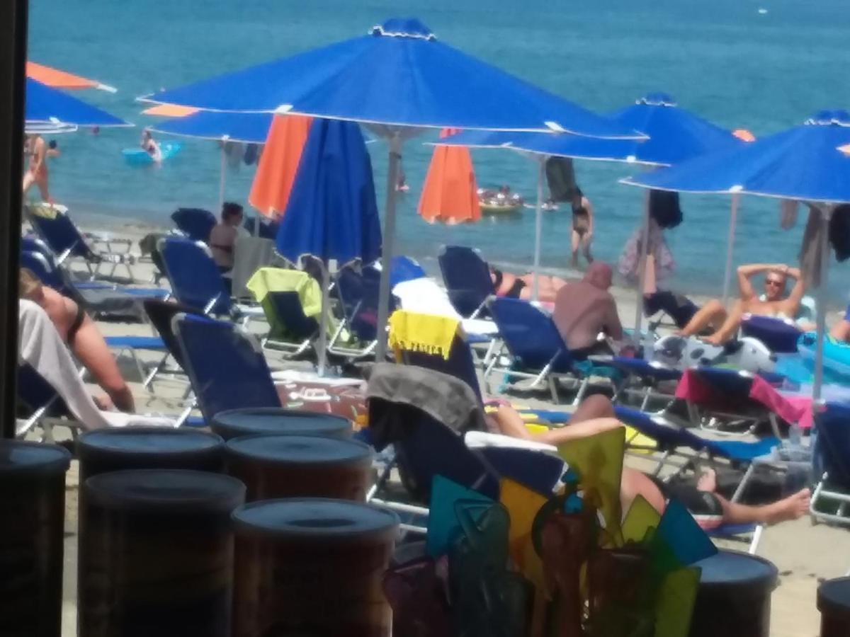 Melina Beach Platanés エクステリア 写真