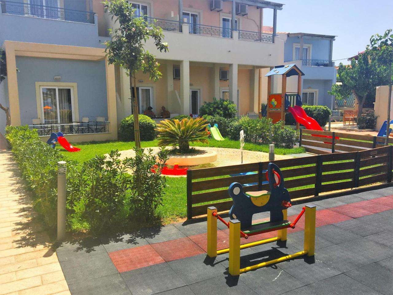 Melina Beach Platanés エクステリア 写真