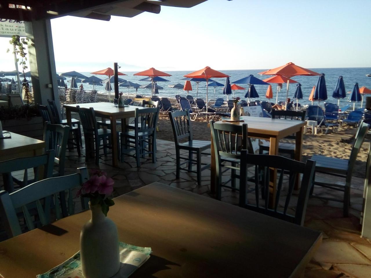 Melina Beach Platanés エクステリア 写真